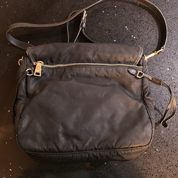 Vintage Prada Crossbody Bag - Picture 3 of 16